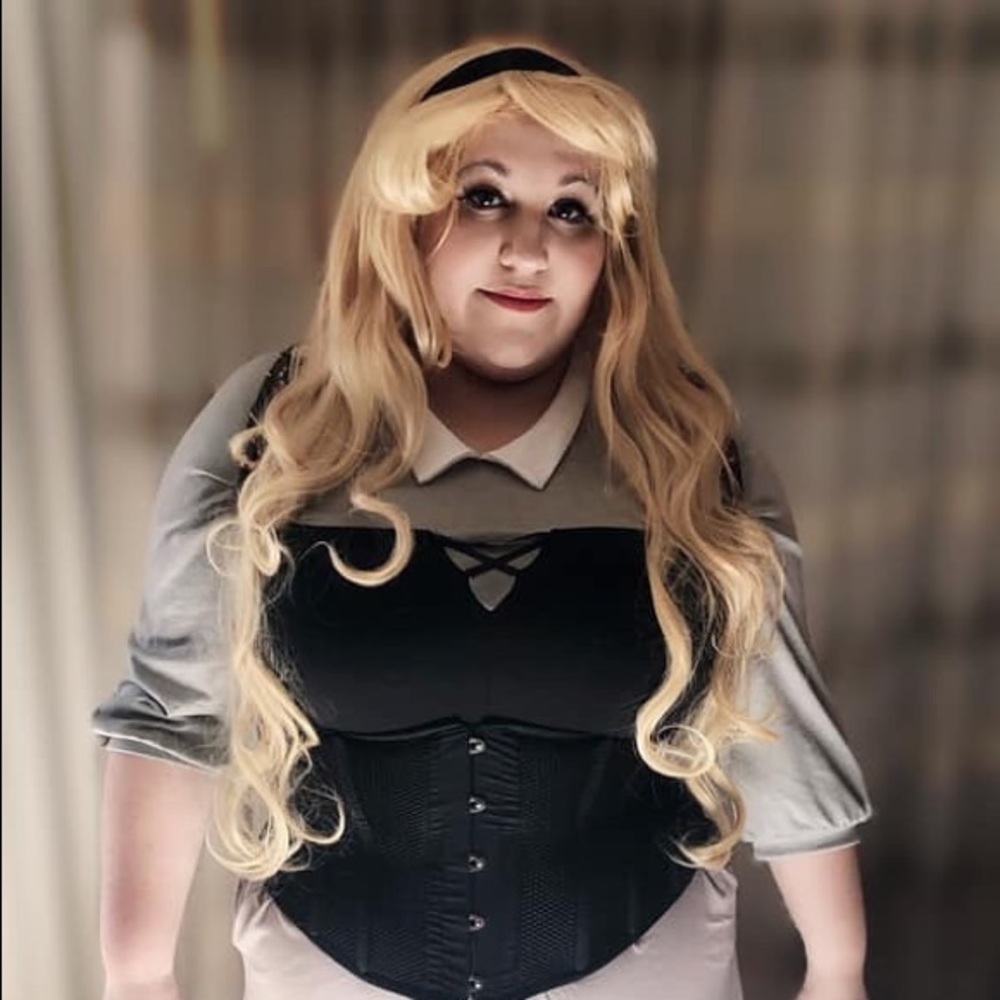 Sleeping beauty plus size cosplay